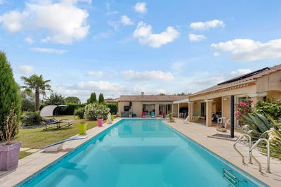 /international/fr/revel-midi-pyrenees-120085914793/?lang=id