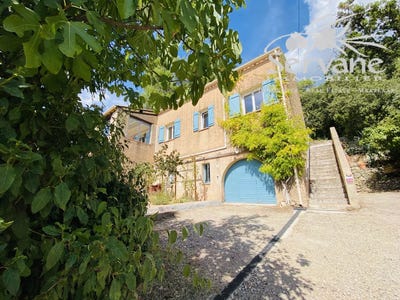 /international/fr/cotignac-provence-alpes-cote-d-azur-310110359712/