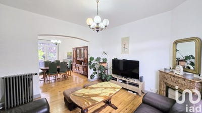 /international/fr/clermont-ferrand-auvergne-310099354657/
