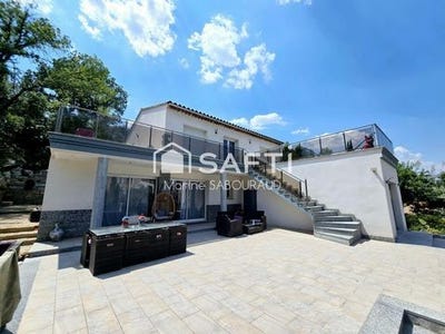 /international/fr/carces-provence-alpes-cote-d-azur-310100581054/