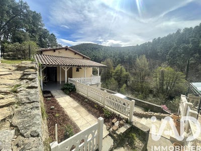 /international/fr/branoux-les-taillades-languedoc-roussillon-310106821981/