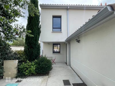 /international/fr/castelginest-midi-pyrenees-310108870157/