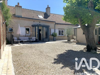 /international/fr/montlivault-centre-val-de-loire-310108003420/