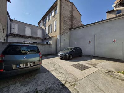 /international/fr/tournon-sur-rhone-rhone-310107565226/