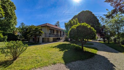 /international/fr/saint-sozy-midi-pyrenees-310107907839/