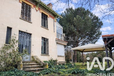/international/fr/prades-auvergne-310105336912/