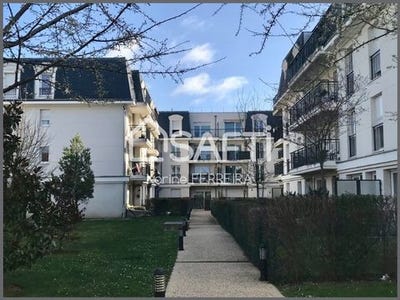 /international/fr/villecresnes-ile-de-france-310098768002/