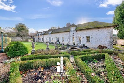 /international/fr/fontainebleau-ile-de-france-310102955529/