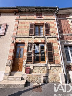 /international/fr/la-neuville-au-pont-ardennes-310106064255/
