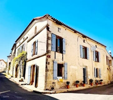 /international/fr/salles-lavalette-charente-310107026098/