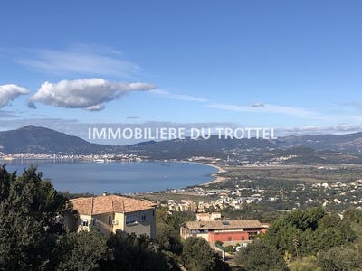 /international/fr/porticcio-corsica-310106409469/