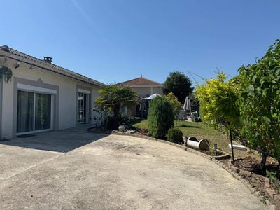 /international/fr/les-roches-de-condrieu-rhone-310109015837/?lang=fr