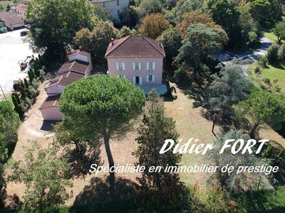 /international/fr/poulan-pouzols-midi-pyrenees-310101252219/