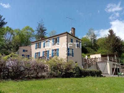 /international/fr/sigournais-pays-de-la-loire-310100015802/