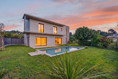 /international/fr/mougins-provence-alpes-cote-d-azur-310108453928/
