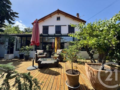 /international/fr/amelie-les-bains-palalda-languedoc-roussillon-310108943064/
