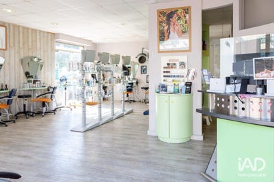 /international/fr/la-chapelle-sur-erdre-pays-de-la-loire-310106427188/