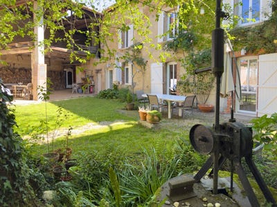 /international/fr/la-cote-saint-andre-rhone-310108406565/