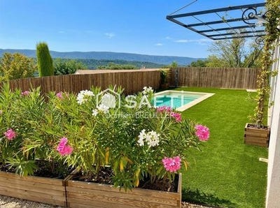 /international/fr/goult-provence-alpes-cote-d-azur-310110341586/