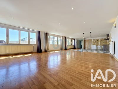/international/fr/charleville-mezieres-ardennes-310109235811/