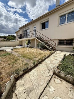 /international/fr/claye-souilly-ile-de-france-310110007462/