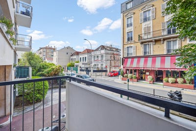 /international/fr/34-rue-charles-chefson-bois-colombes-ile-de-france-310108863658/
