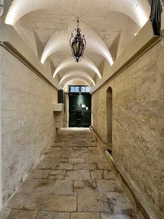 /international/fr/pezenas-languedoc-roussillon-310104116569/