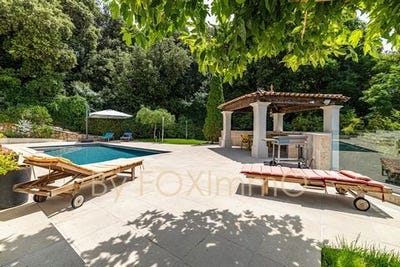 /international/fr/la-colle-sur-loup-provence-alpes-cote-d-azur-310101388939/?lang=zh-tw