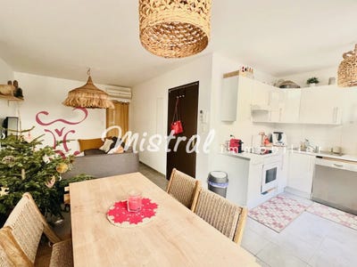 /international/fr/aigues-mortes-languedoc-roussillon-310109019959/