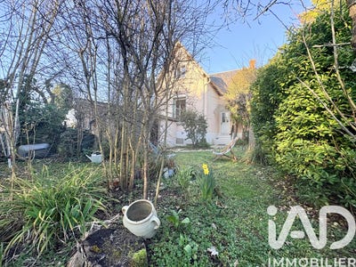 /international/fr/dun-sur-auron-centre-val-de-loire-310106108125/