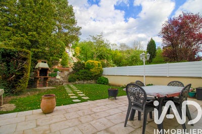 /international/fr/nezel-ile-de-france-310107358235/