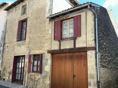 /international/fr/saint-maurice-la-clouere-charente-310102704458/