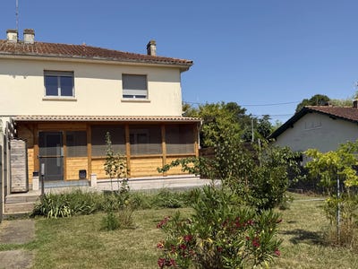 /international/fr/blaye-aquitaine-310105433638/?lang=pt
