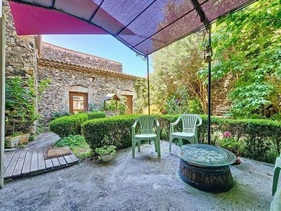 /international/fr/le-poujol-sur-orb-languedoc-roussillon-310100650967/