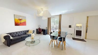 /international/fr/rue-du-commandant-cousteau-lormont-midi-pyrenees-310104213053/