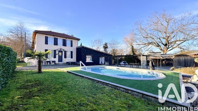 /international/fr/eauze-midi-pyrenees-310105248301/