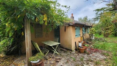 /international/fr/paray-le-monial-burgundy-310108704995/