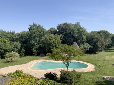 /international/fr/uzes-aquitaine-310108623818/