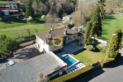 /international/fr/espaly-saint-marcel-auvergne-310101605253/