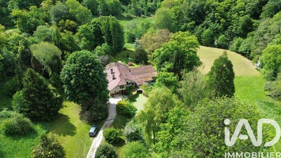/international/fr/celles-en-bassigny-ardennes-310106740743/