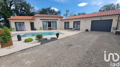 /international/fr/thuir-languedoc-roussillon-310105375246/