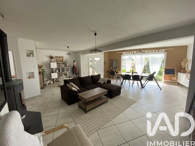 /international/fr/les-herbiers-pays-de-la-loire-310108321048/