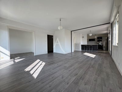 /international/fr/clermont-ferrand-auvergne-310109462144/