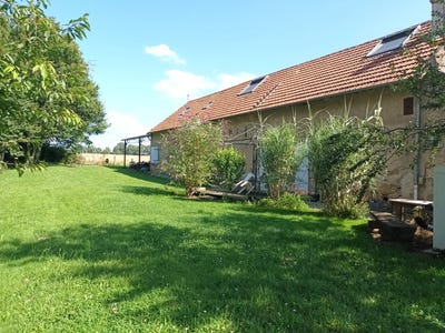 /international/fr/sanvignes-les-mines-burgundy-120093585912/