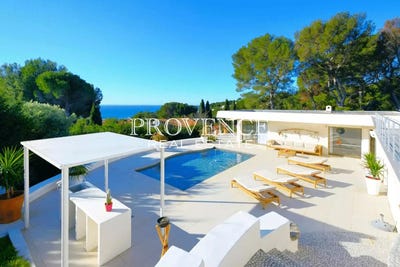 /international/fr/cassis-provence-alpes-cote-d-azur-120092784574/