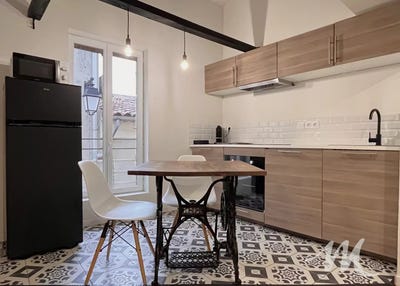 /international/fr/tavernes-provence-alpes-cote-d-azur-310104508571/