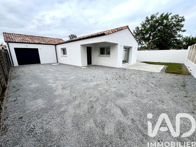 /international/fr/aizenay-pays-de-la-loire-310108111328/