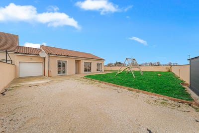 /international/fr/champforgeuil-burgundy-310105993489/