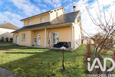 /international/fr/ussel-midi-pyrenees-310105989547/