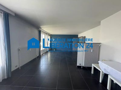 /international/fr/le-chambon-feugerolles-centre-val-de-loire-310101182176/